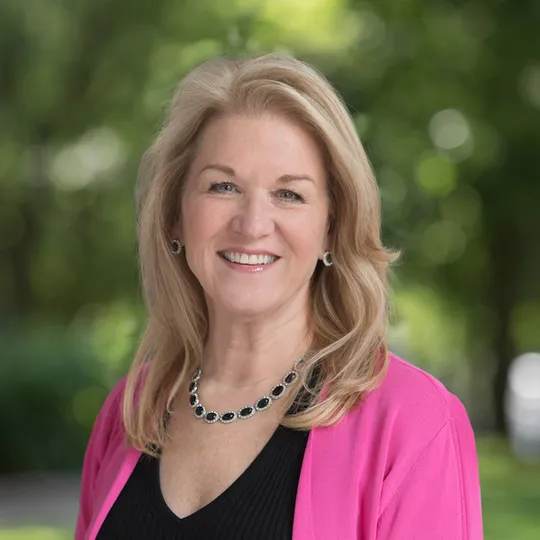 Gayle Winters, Agent in  - Compass