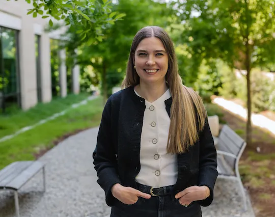 Vanessa Ott, Agent in  - Compass