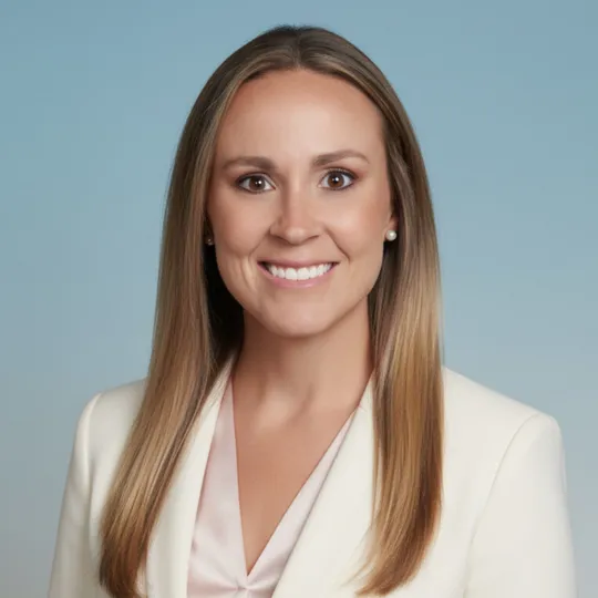 Nicole Jazombek, Agent in  - Compass