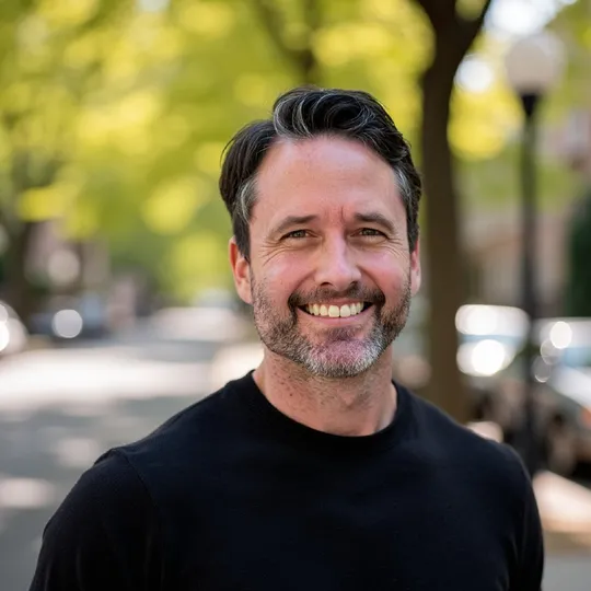 Brian Sissons, Agent in  - Compass