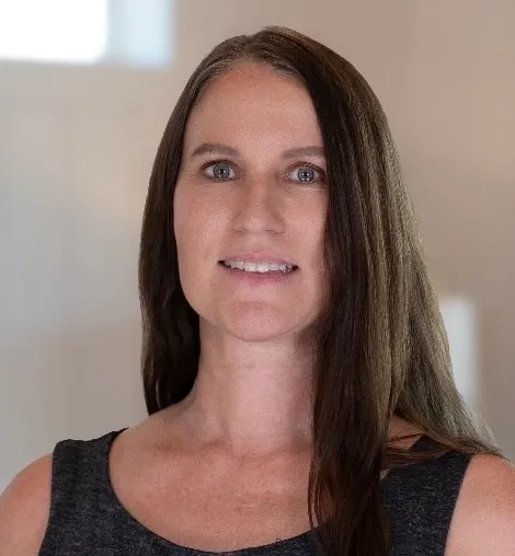 Tamara James, Agent in  - Compass