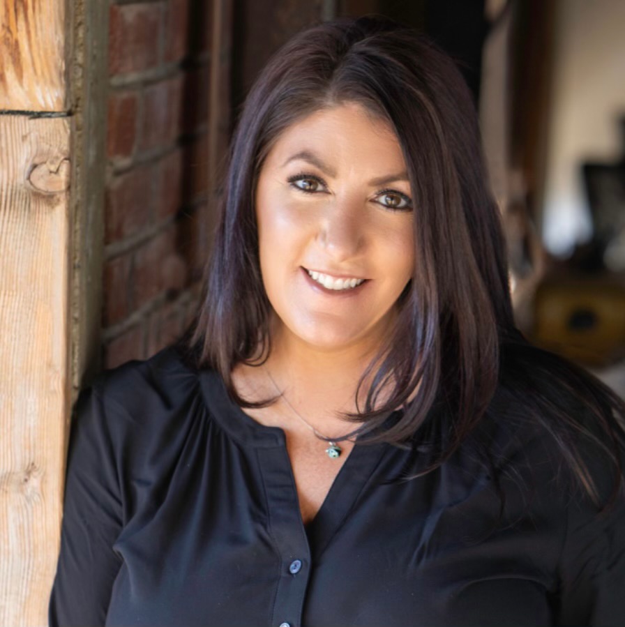 Headshot of Lauren Rodgers