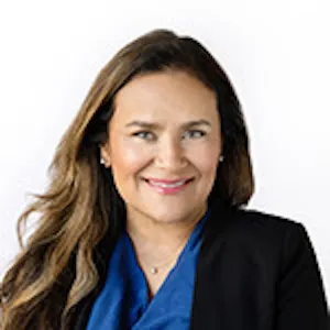 Ivonne Estrada, Agent in  - Compass