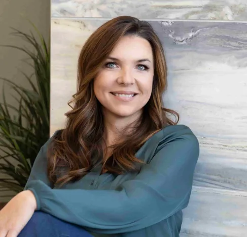 Misti Stewart, Agent in  - Compass