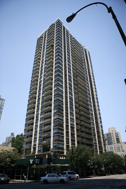 $17,000 | 351 E 84th St, Unit 4A | Upper East Side