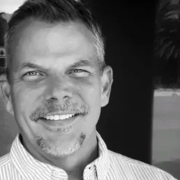 Barry Gray, Agent in  - Compass