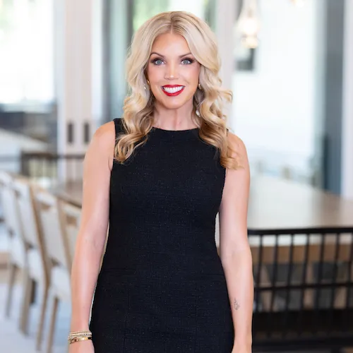 Carrie Alexander, Agent in  - Compass