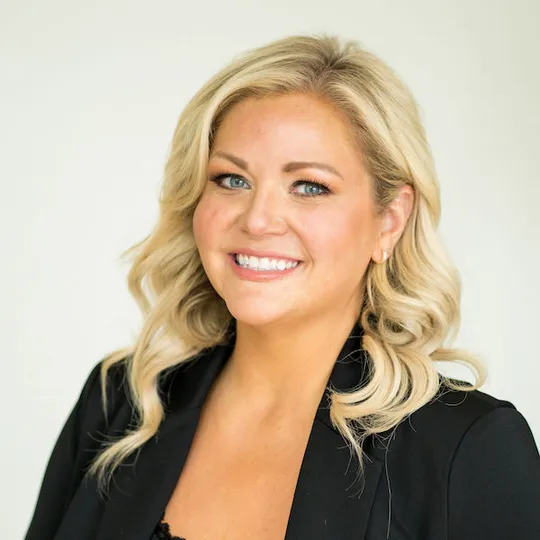 Meg Hull, Agent in  - Compass