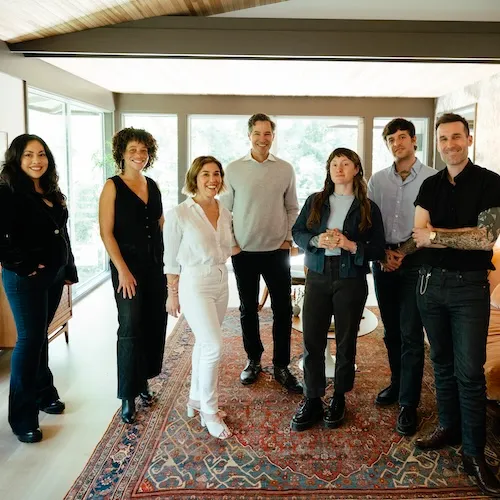 Dear LA, Agent in  - Compass