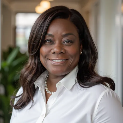 Sandra Leslie-Newton, Agent in  - Compass