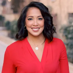 Andrea Wells, Agent in  - Compass