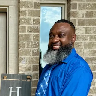 Wyatt Ranson, Agent in  - Compass