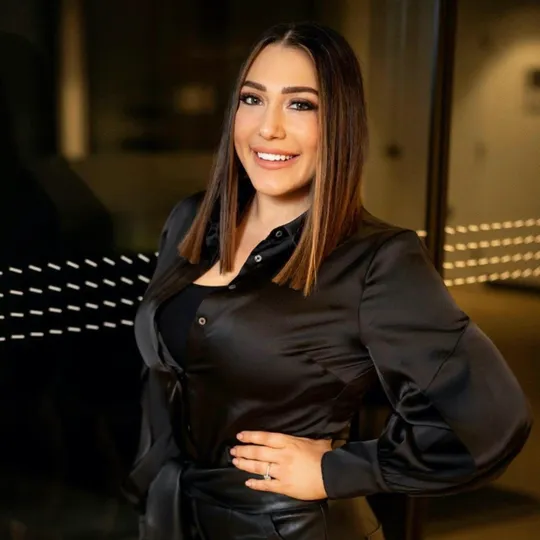 Angela Dileo, Agent in  - Compass