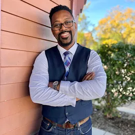 Phillip Dixon, Agent in  - Compass