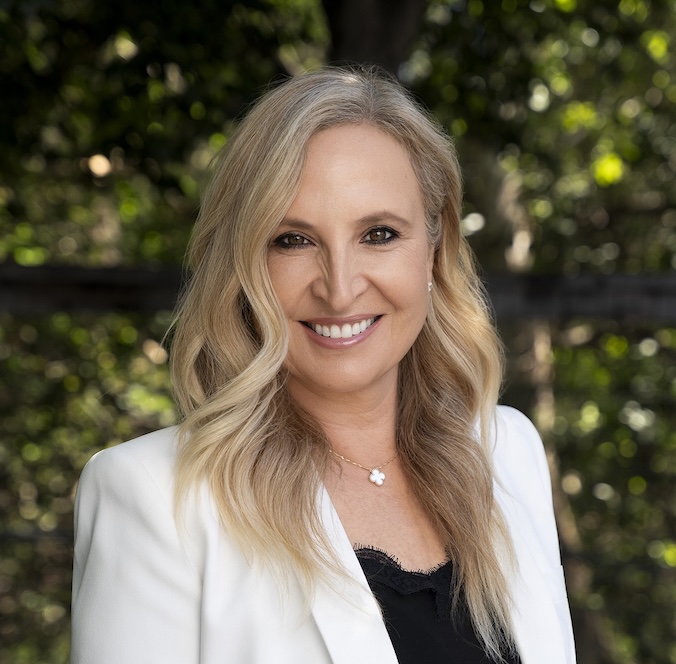 Headshot of Anna Evanier