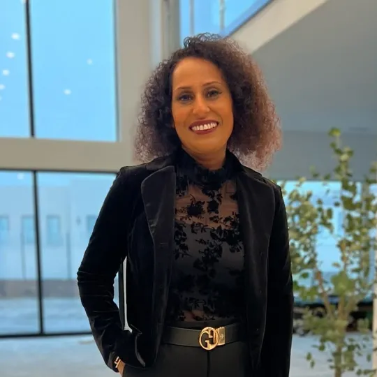 Bindu Xavier, Agent in  - Compass