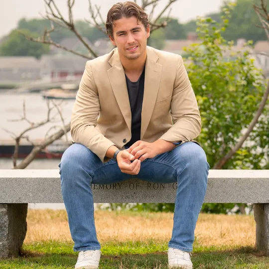 Justin Jameson, Agent in  - Compass