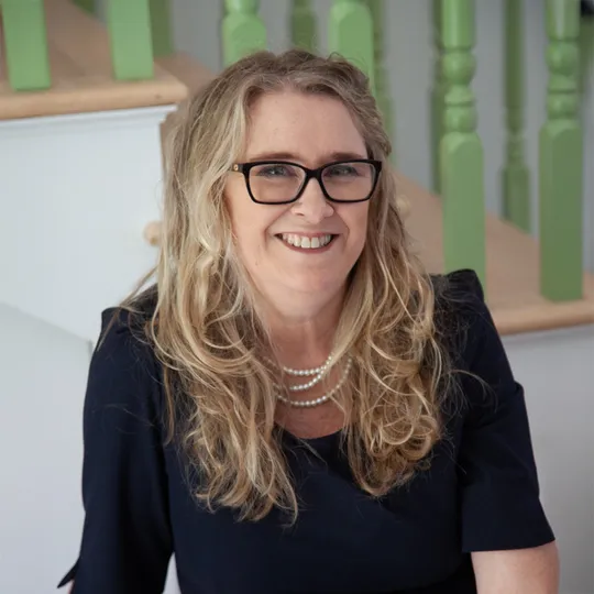 Donna Brooks, Agent in  - Compass