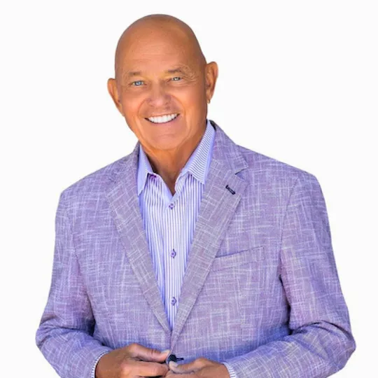 John Veytia, Agent in  - Compass