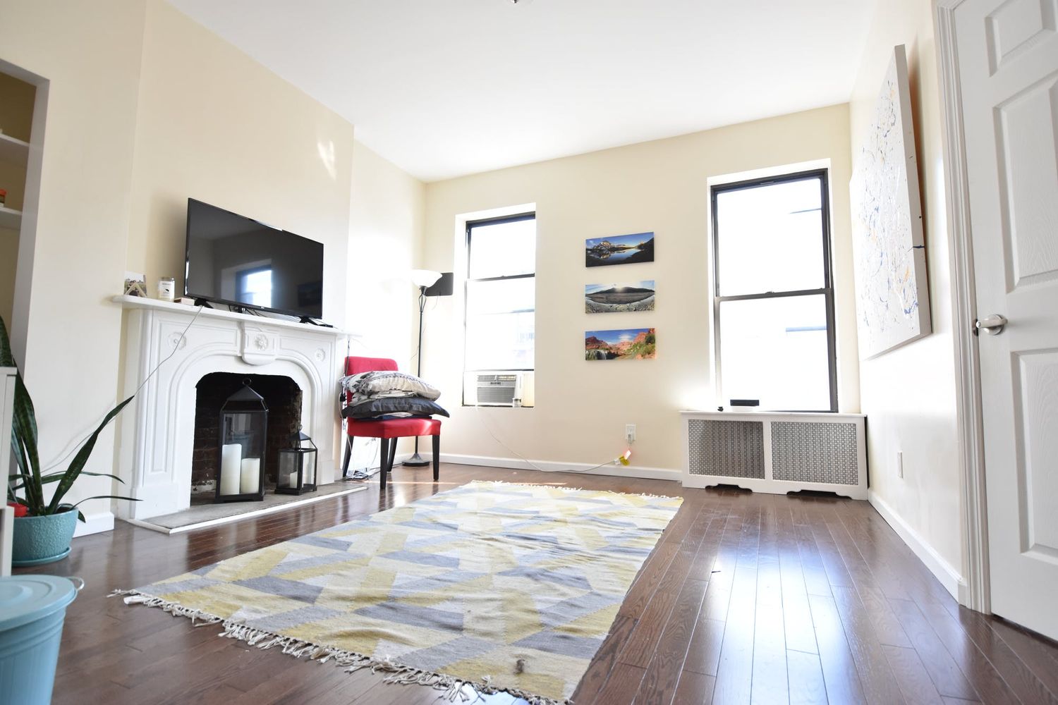 $3,600 | 721 9th Ave, Unit 2 | Hell's Kitchen