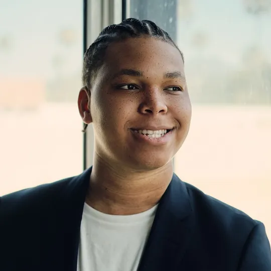 Renzo Wilson, Agent in  - Compass