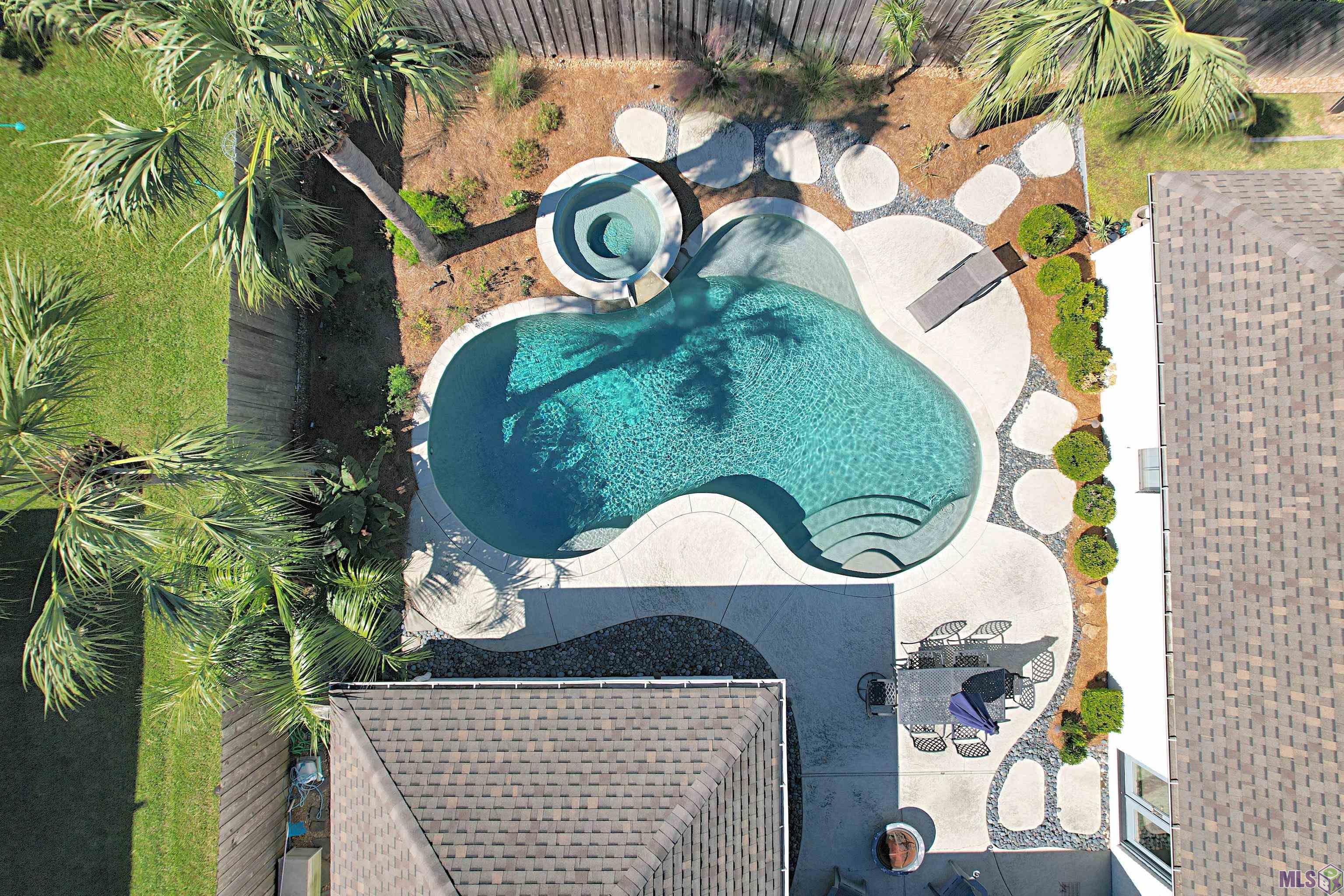 413 Longmeadow Drive Baton Rouge, LA 70810 - Photo 5 of 33