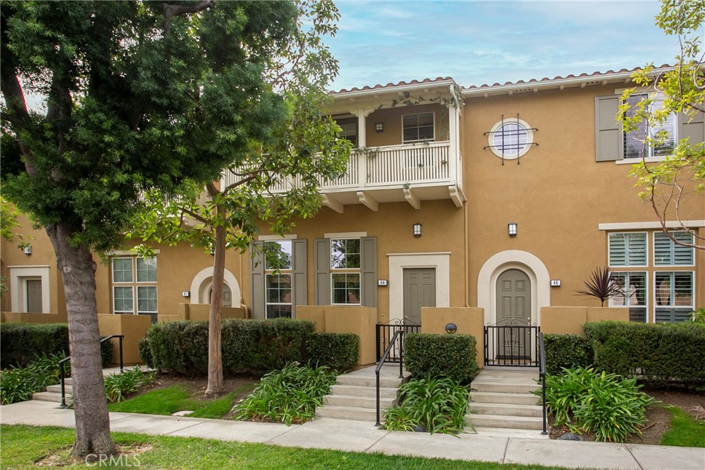 44 Modesto Irvine, CA 92602 - Photo 1 of 49 a front view of a house with garden