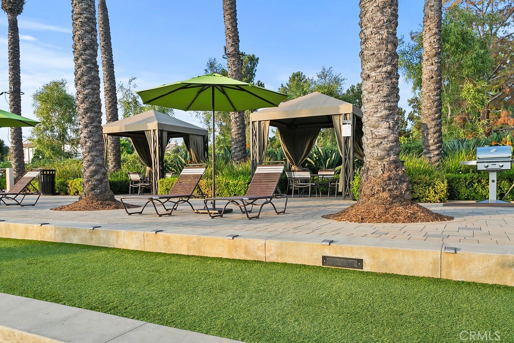 44 Modesto Irvine, CA 92602 - Photo 36 of 49 a view of a house with backyard and sitting area