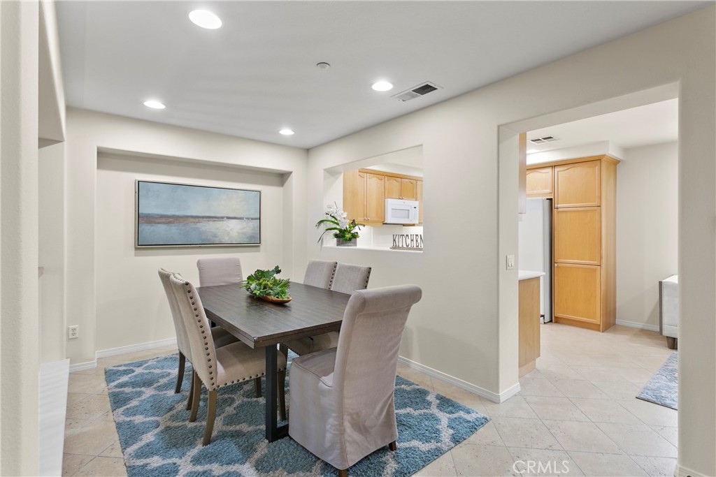 44 Modesto Irvine, CA 92602 - Photo 6 of 49 a view of a dining room with furniture