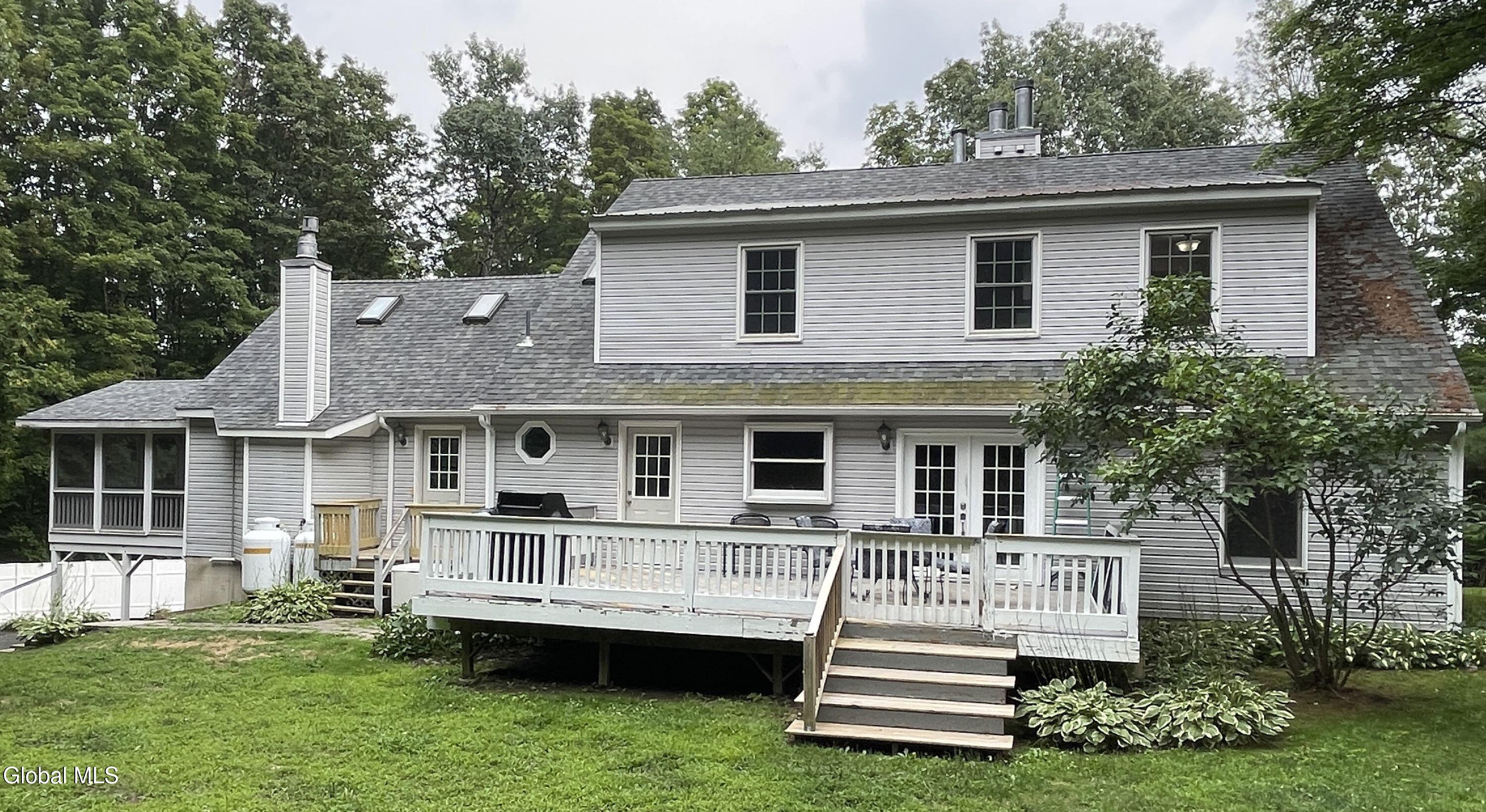 17 Johnny Cake Hollow Road Pittstown, NY 12121 - Photo 2 of 27 IMG_2573