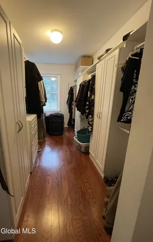 $549,900 | 17 Johnny Cake Hollow Road, Pittstown, NY 12121