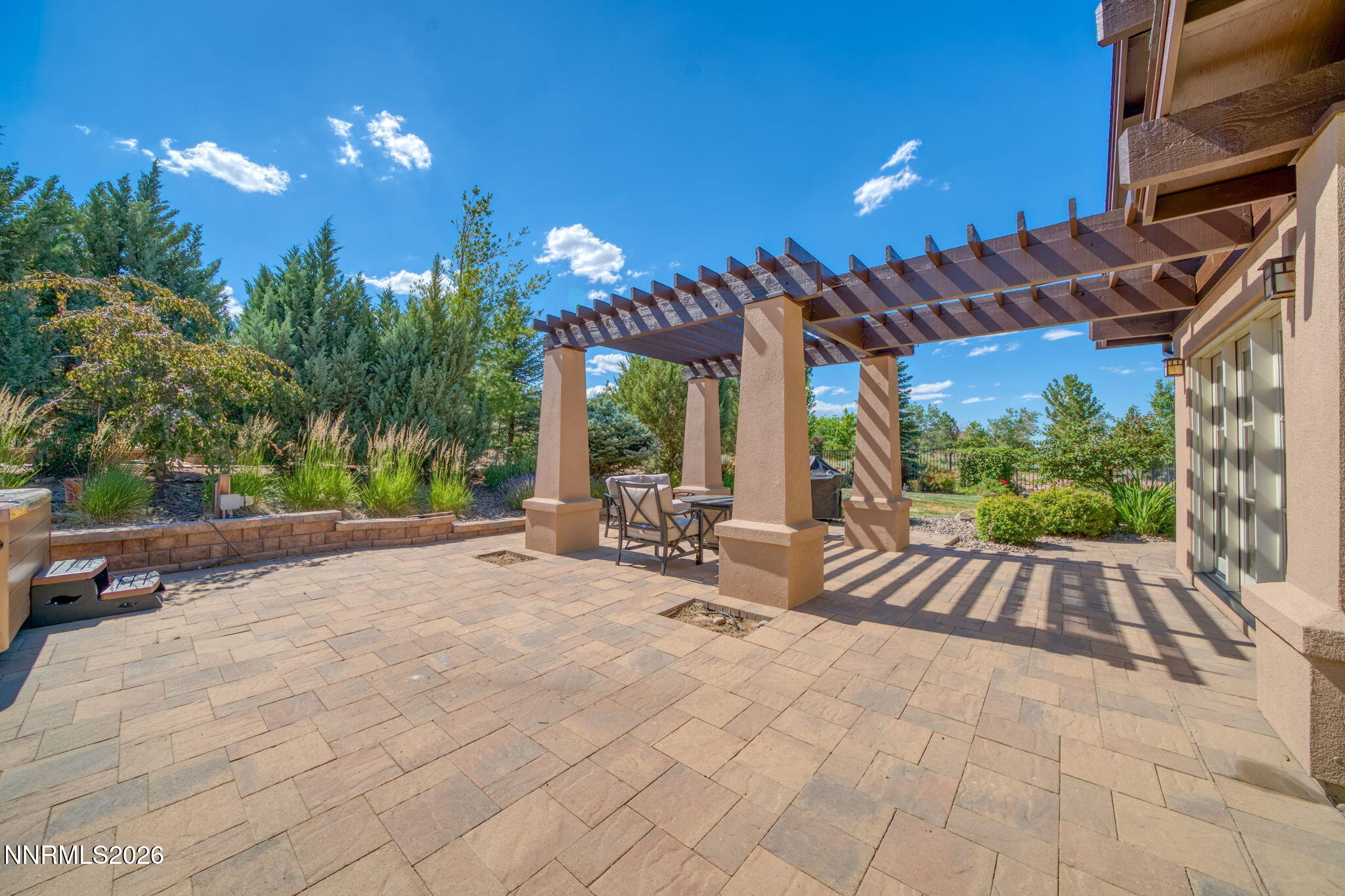 225 South Earlham Court Reno, NV 89511 - Photo 7 of 50 59-DSC08075-Edit