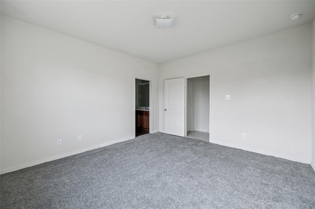 1020 Walnut Ridge Drive Hutchins, TX 75141 - Photo 16 of 28 a view of an empty room and a window