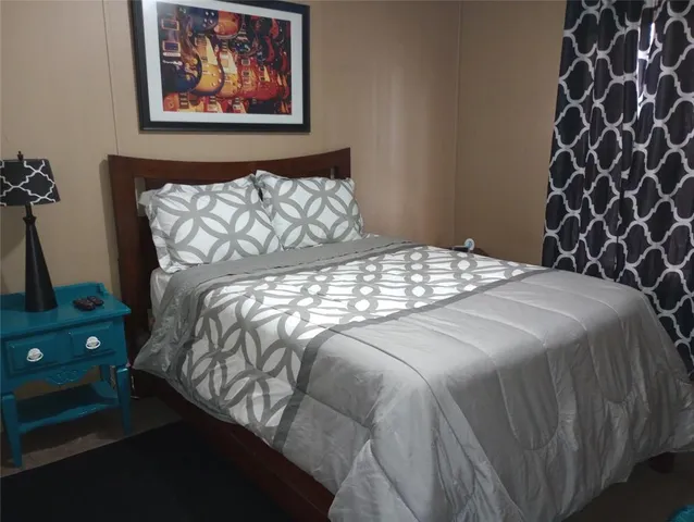 $1,500,000 | 19795 Highway 31, Brownsboro, TX 75756