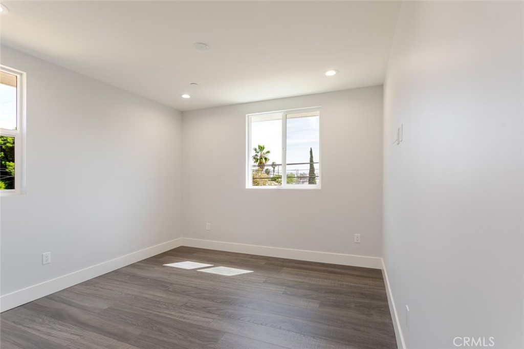 13768 1/2 Judd Street Pacoima, CA 91331 - Photo 15 of 28