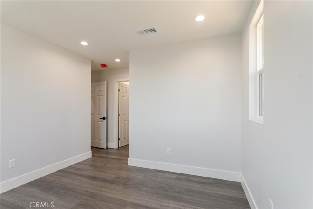 13768 1/2 Judd Street Pacoima, CA 91331 - Photo 16 of 28