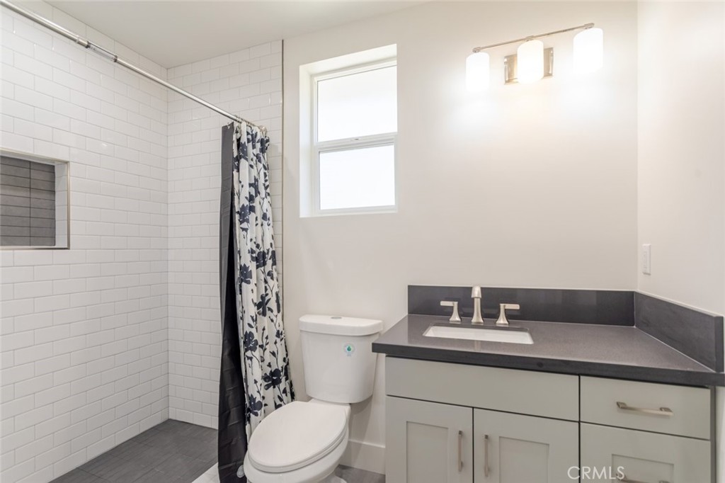 13768 1/2 Judd Street Pacoima, CA 91331 - Photo 17 of 28