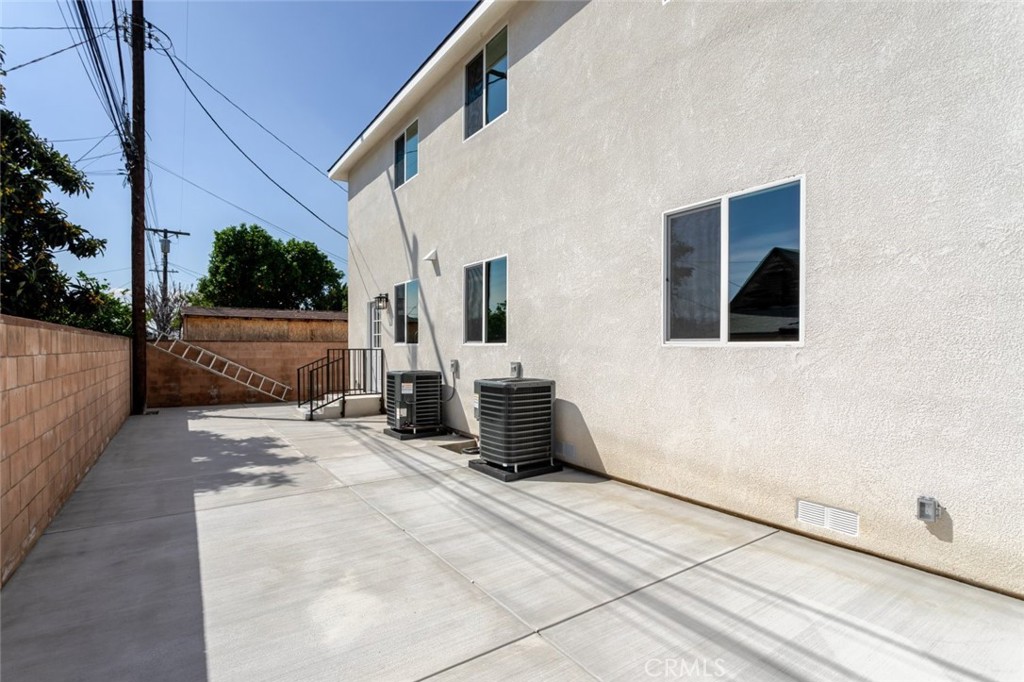 13768 1/2 Judd Street Pacoima, CA 91331 - Photo 22 of 28