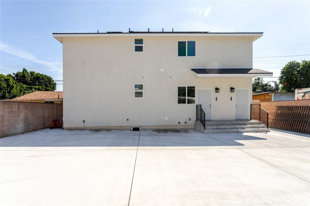 13768 1/2 Judd Street Pacoima, CA 91331 - Photo 3 of 28