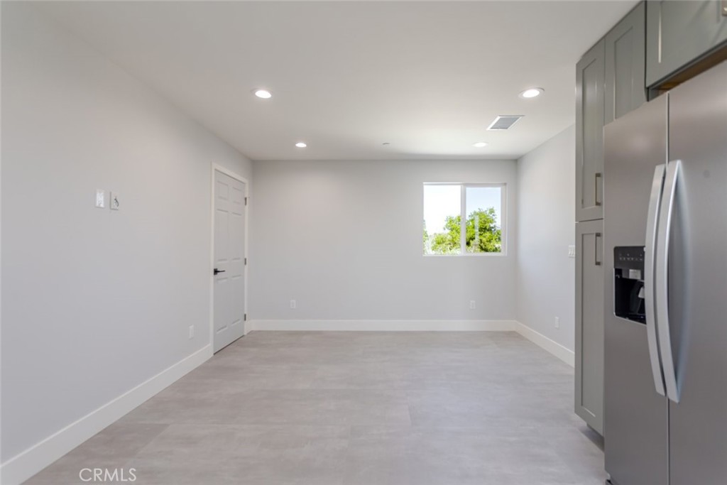 13768 1/2 Judd Street Pacoima, CA 91331 - Photo 9 of 28