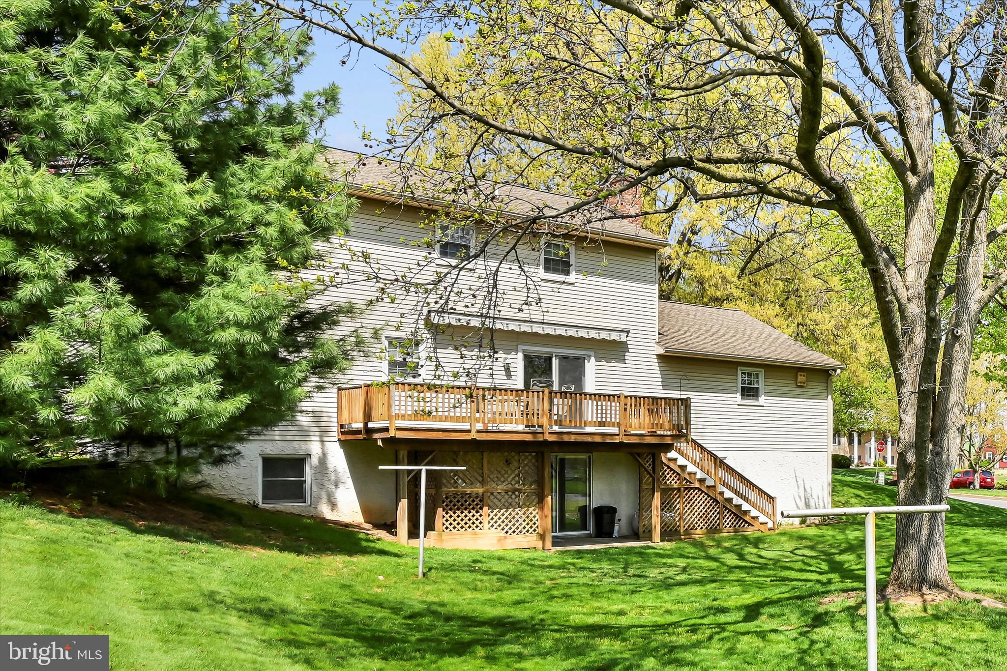 116 Pleasant View Drive Lititz, PA 17543 - Photo 44 of 50 Exterior Back/LL Patio
