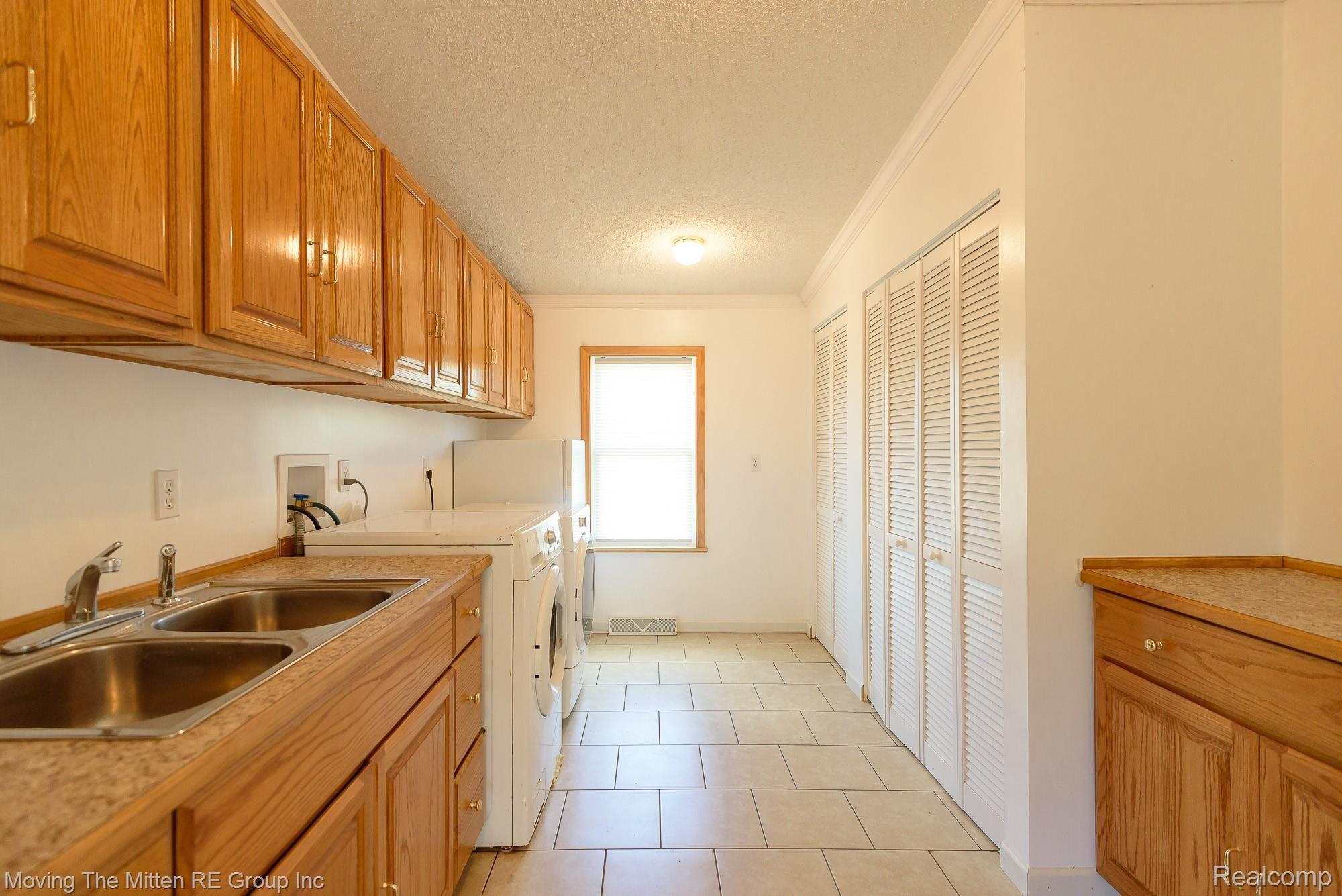 6740 Stout Road Carleton, MI 48117 - Photo 19 of 53 MTM_6740_stout-29.jpg