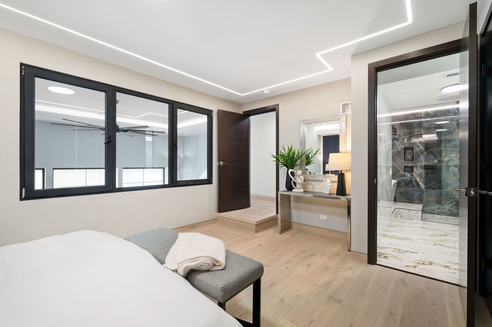 3024 West Irving Park Road, Unit 1S Chicago, IL 60618 - Photo 14 of 44