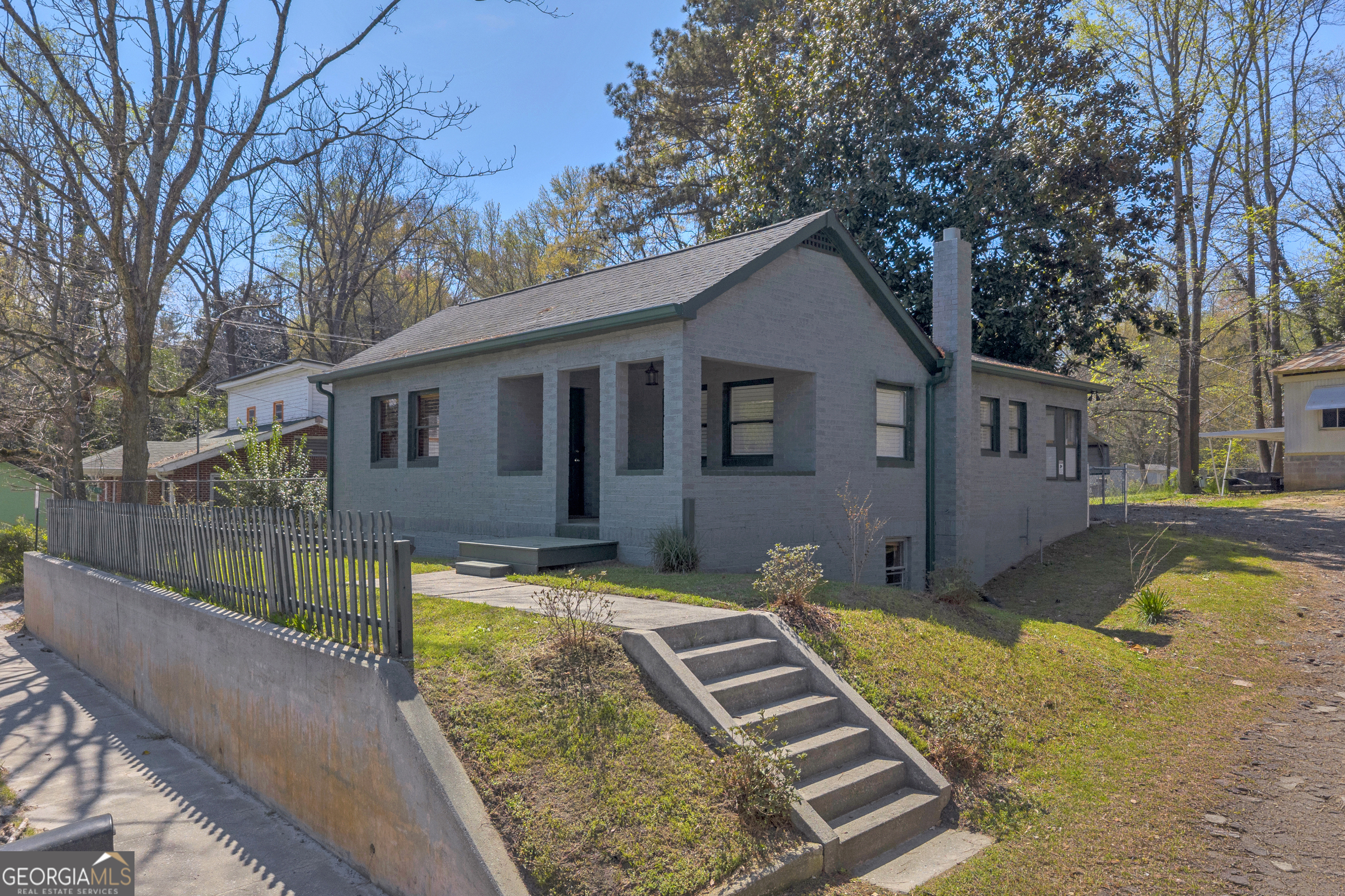 288 South Broad Street Toccoa, GA 30577 - Photo 1 of 44