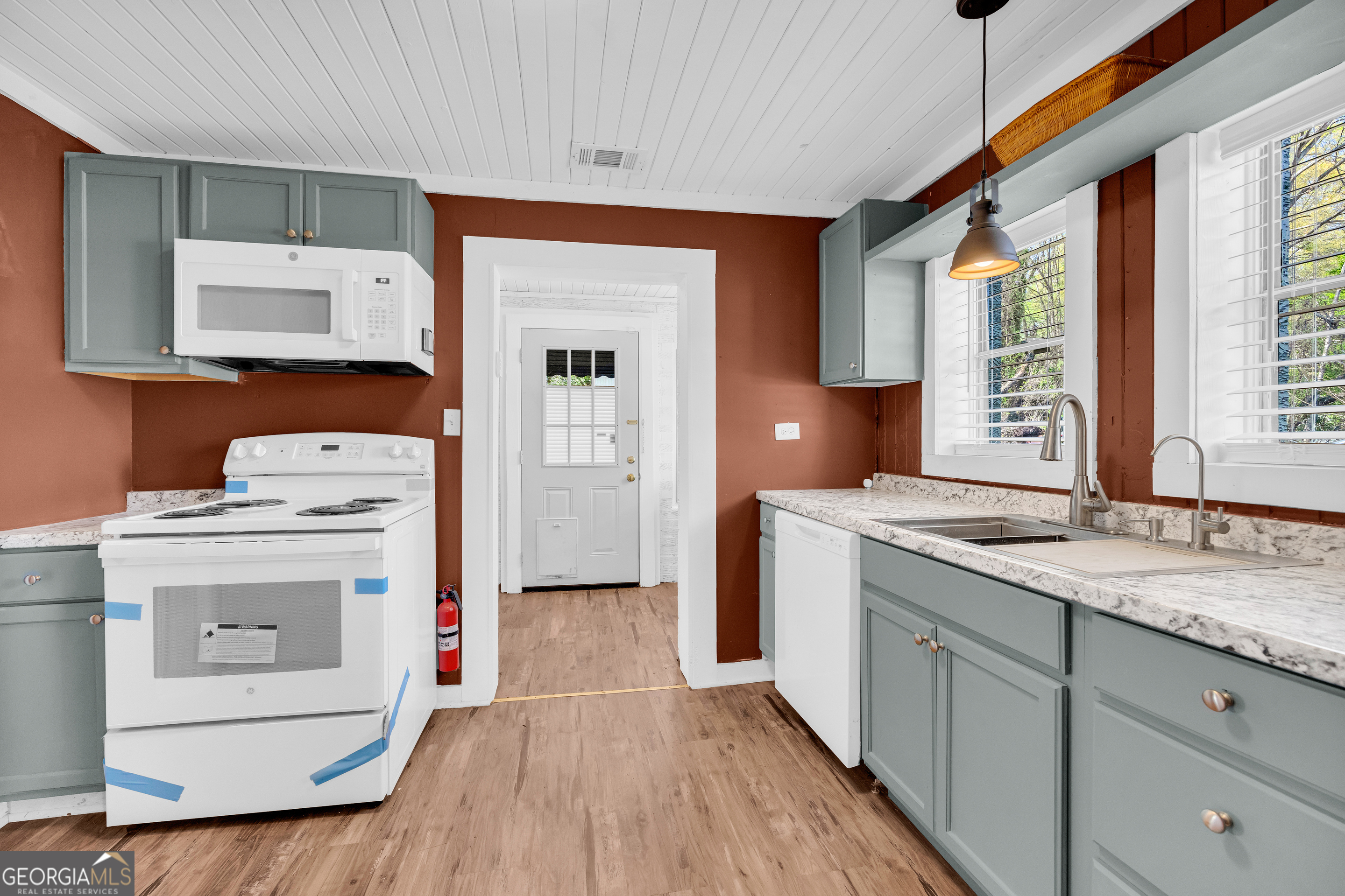 288 South Broad Street Toccoa, GA 30577 - Photo 20 of 44