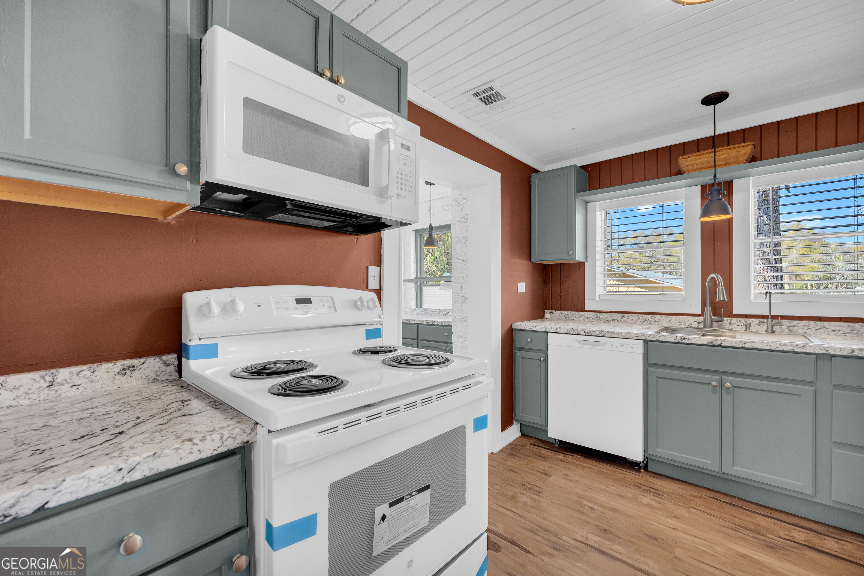 288 South Broad Street Toccoa, GA 30577 - Photo 29 of 44