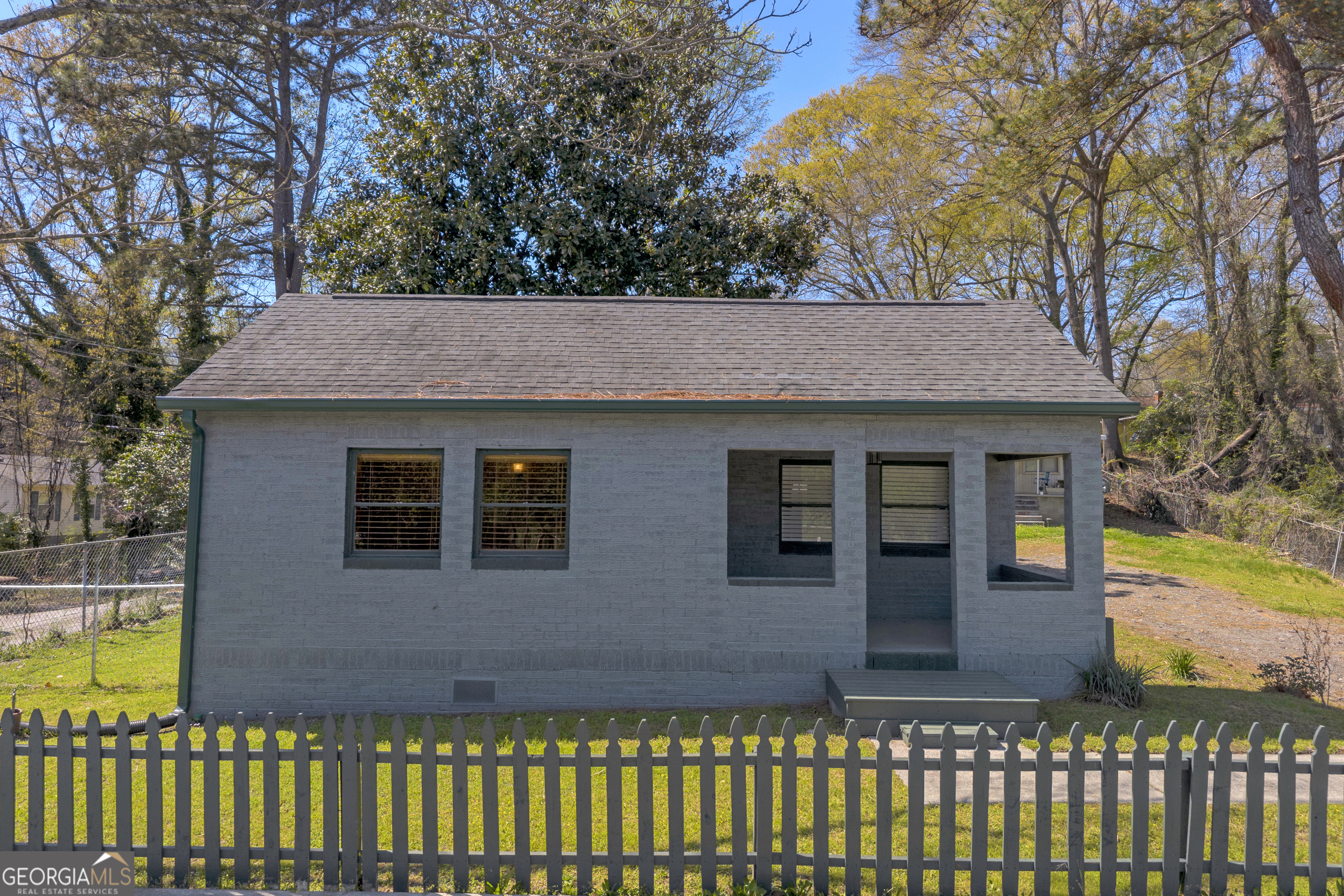 288 South Broad Street Toccoa, GA 30577 - Photo 5 of 44