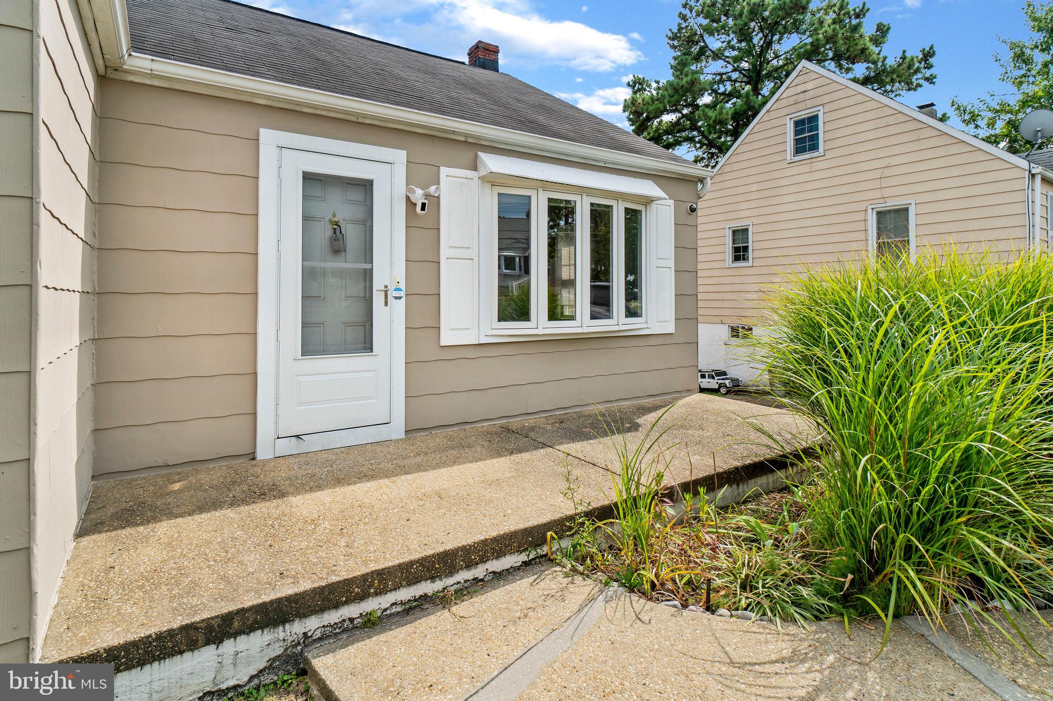 6537 Corkley Road Baltimore, MD 21237 - Photo 7 of 36