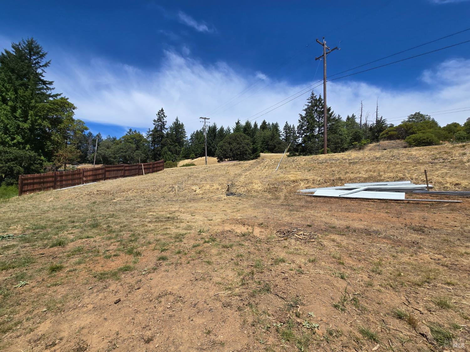 26102 Peacock Road Willits, CA 95490 - Photo 9 of 16