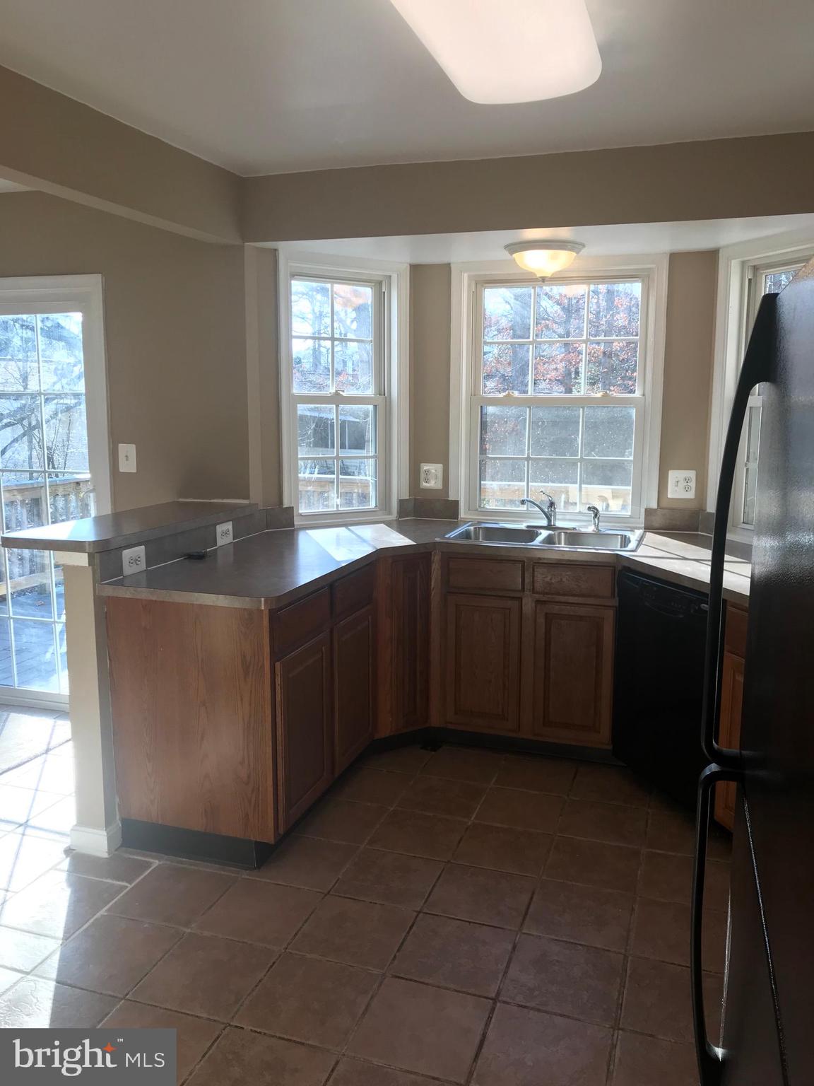 22045 Fox Ridge Road Lexington Park, MD 20653 - Photo 4 of 29 Gallery Image 4